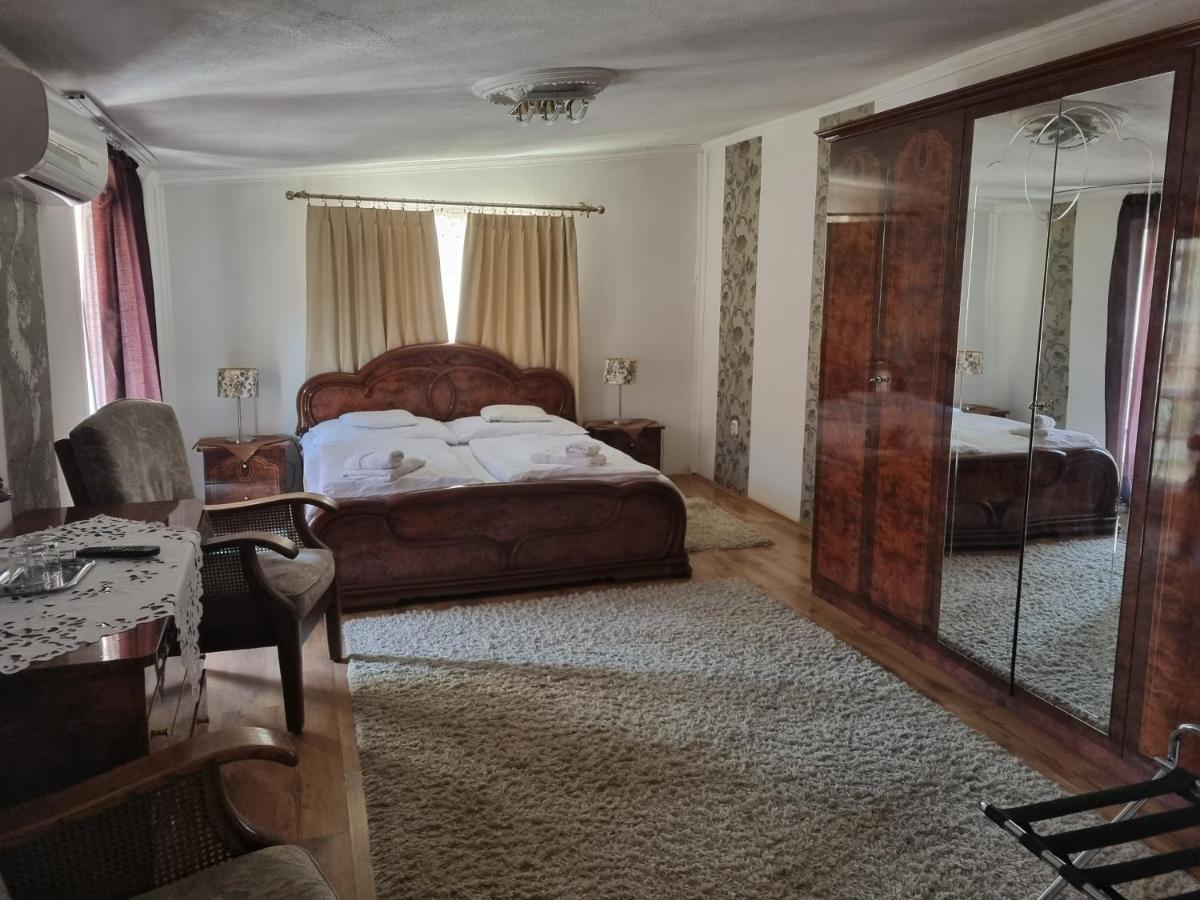 Bastya Wellness Hotel - Nyírbátor المظهر الخارجي الصورة
