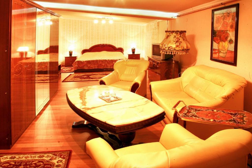 Bastya Wellness Hotel - Nyírbátor المظهر الخارجي الصورة